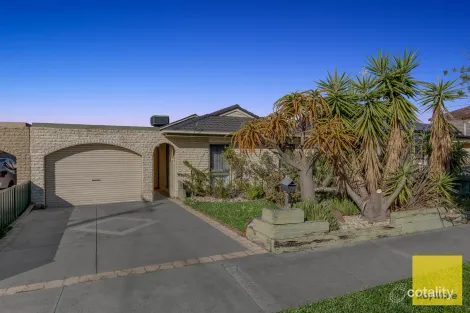 Property photo of 29 Hook Street Altona Meadows VIC 3028
