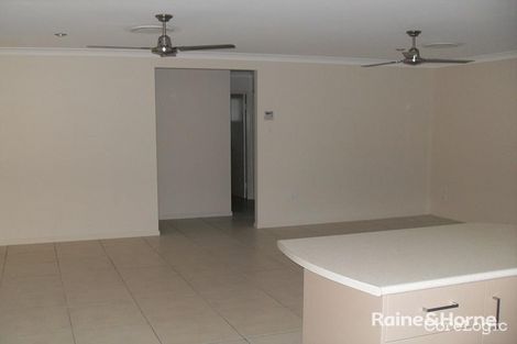 Property photo of 42 Cinnamon Drive Glenella QLD 4740