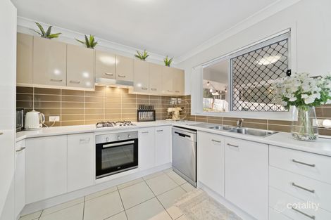 Property photo of 31 Summit Parade Bahrs Scrub QLD 4207