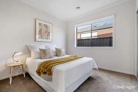 Property photo of 6 Caspian Drive Craigieburn VIC 3064