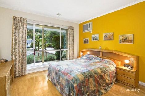 Property photo of 10 Hillcrest Court Donvale VIC 3111