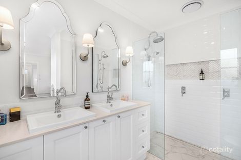 77 Louis St, Wynnum, QLD 4178