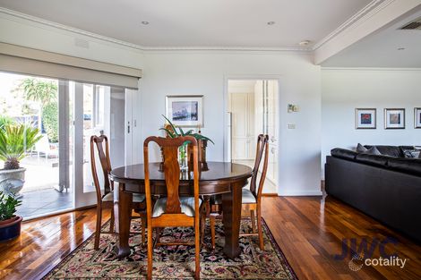Property photo of 8 Dingley Street Templestowe Lower VIC 3107