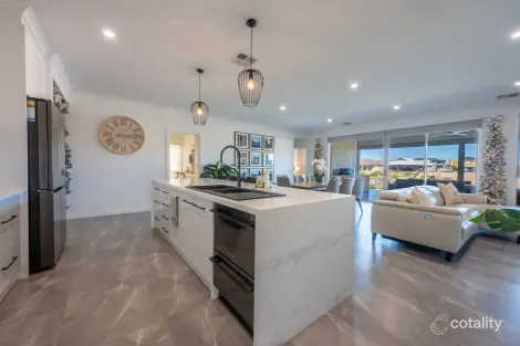 Property photo of 4 Spinnaker Court Wallaroo SA 5556