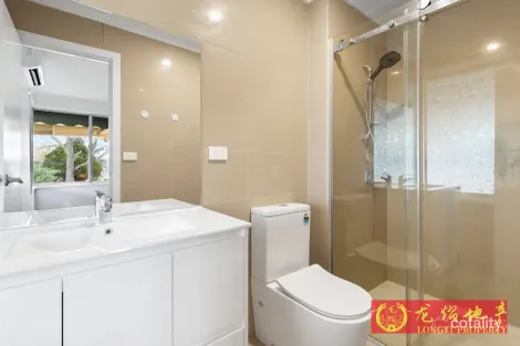 Property photo of 2 Strathmore Crescent Hoppers Crossing VIC 3029