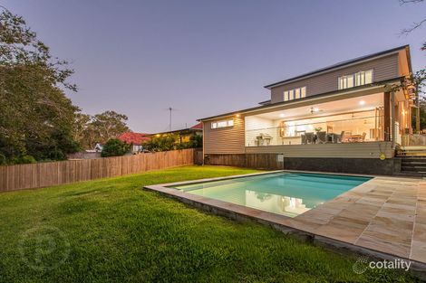 Property photo of 32 Pelham Street Coorparoo QLD 4151