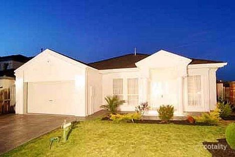 Property photo of 2 Roseleigh Boulevard Sydenham VIC 3037