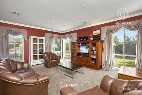 Property photo of 2 Traminer Drive Mount Martha VIC 3934
