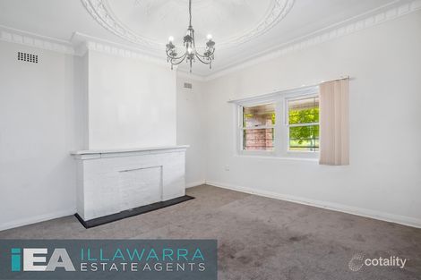 Property photo of 240 Gladstone Avenue Mount Saint Thomas NSW 2500