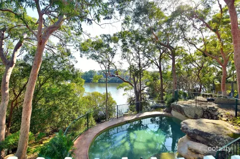 Property photo of 37A Belmore Road Peakhurst NSW 2210