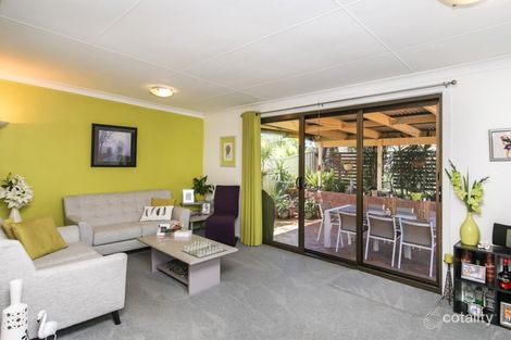 Property photo of 51 Kenley Crescent Macquarie Hills NSW 2285