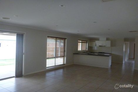 Property photo of 3 Valerian Terrace Baranduda VIC 3691