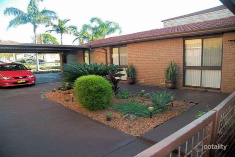 102 Barton St, Oak Flats, NSW 2529