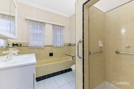 Property photo of 4 Landridge Street Glen Waverley VIC 3150