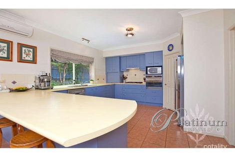 Property photo of 12 Sunset Place Carindale QLD 4152