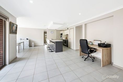 Property photo of 38 Pyrenees Road Clyde VIC 3978