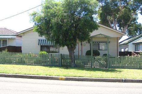 7 Queen St, Guildford West, NSW 2161