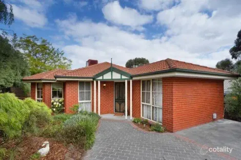18 Culcairn Ct, Narre Warren South, VIC 3805