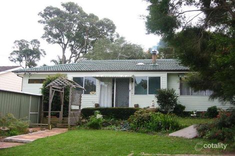 27 Rhodes Pde, Windermere Park, NSW 2264