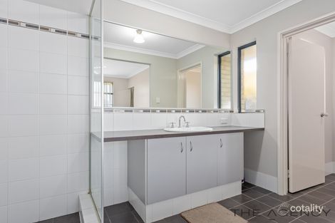 Property photo of 37 Willoughby Ramble Harrisdale WA 6112