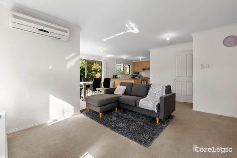 Property photo of 2/79 Strathavan Drive Berwick VIC 3806