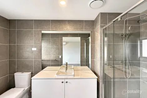 Property photo of 31 Glenorchy Street Eynesbury VIC 3338