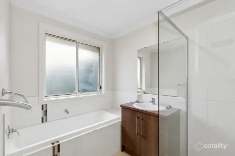 Property photo of 12 Pfitzner Close Murray Bridge SA 5253