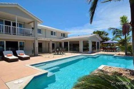 Property photo of 17 Dugong Crescent Banksia Beach QLD 4507