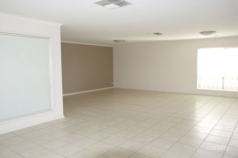 Property photo of 15 Oakmont Circuit West Wodonga VIC 3690