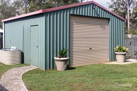 Property photo of 6 Kirrang Place Boyne Island QLD 4680