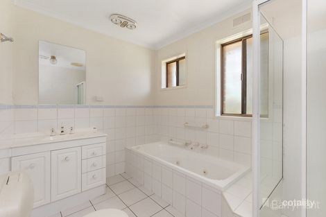 Property photo of 20 Emu Creek Road Strathfieldsaye VIC 3551