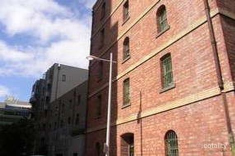 Property photo of 105/1 Riverside Quay Southbank VIC 3006