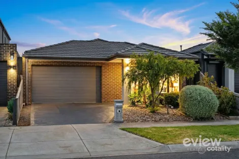 Property photo of 52 Royale Drive Fraser Rise VIC 3336