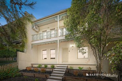 18 Westwood Dr, Mill Park, VIC 3082