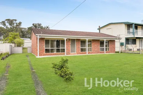 Property photo of 12 Nirimba Avenue Sanctuary Point NSW 2540