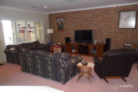 Property photo of 76 Bicentennial Drive Jerrabomberra NSW 2619