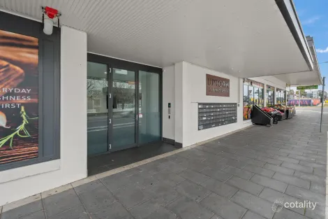 Property photo of 2/2 Hinder Street Gungahlin ACT 2912
