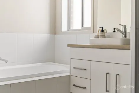 Property photo of 3 Fin Street Teralba NSW 2284