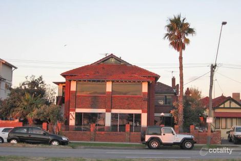 2/5 Marine Pde, St Kilda, VIC 3182