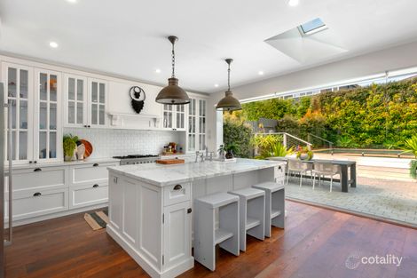 Property photo of 10 Stirgess Avenue Curl Curl NSW 2096