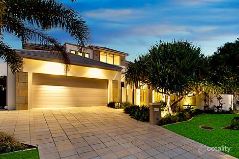 Property photo of 2006 The Circle Hope Island QLD 4212