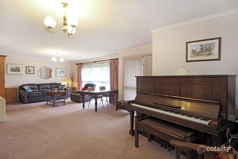 Property photo of 8 Valma Avenue Hahndorf SA 5245