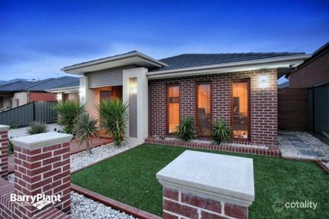 Property photo of 15 Thorngrove Avenue Craigieburn VIC 3064