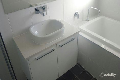 Property photo of 11 Savery Road Carnes Hill NSW 2171