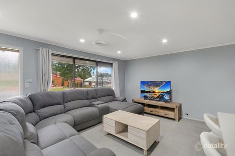 Property photo of 22 Albillo Place Eschol Park NSW 2558