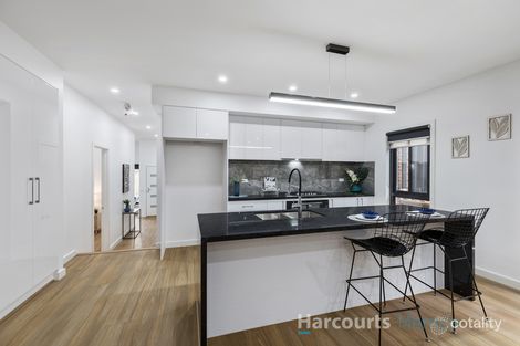 Property photo of 18 Lakoya Avenue Wollert VIC 3750