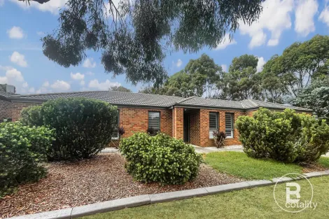 24 Carmichael Ct, Sebastopol, VIC 3356