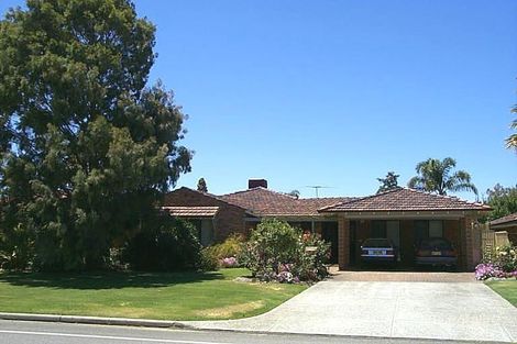 104 Findlay Rd, Leeming, WA 6149