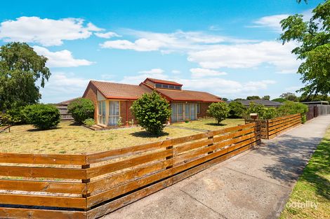 Property photo of 17 Hazelwood Avenue Cranbourne North VIC 3977