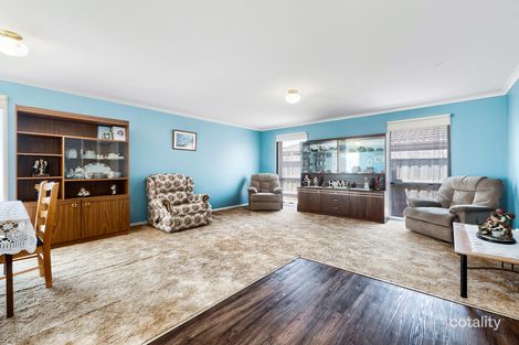 Property photo of 17 Hazelwood Avenue Cranbourne North VIC 3977